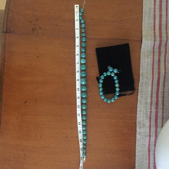 Turquoise necklace, bracelet and earring set - Picture 3 of 3